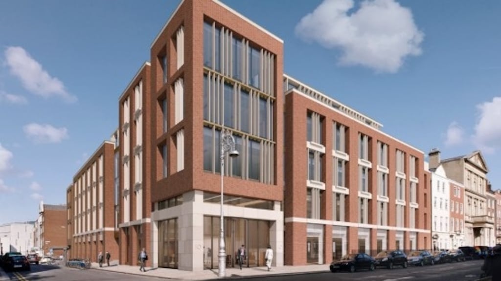 Alucraft worked on the facade of the new building at 10 Molesworth Street in Dublin.