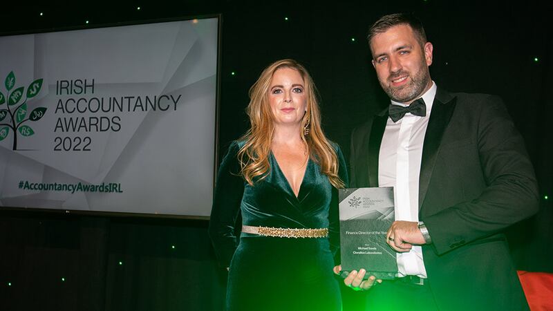 Trish O’Neill, director Member Services, The Institute of Certified Public Accountants in Ireland, presents the Finance Director of the Year award to Michael Sands, Clonallon Laboratories.