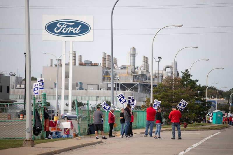 United Auto Workers members picketing on Saturday at the Ford Michigan Assembly Plant in Wayne, Michigan. Photograph: Bill Pugliano/Getty Images