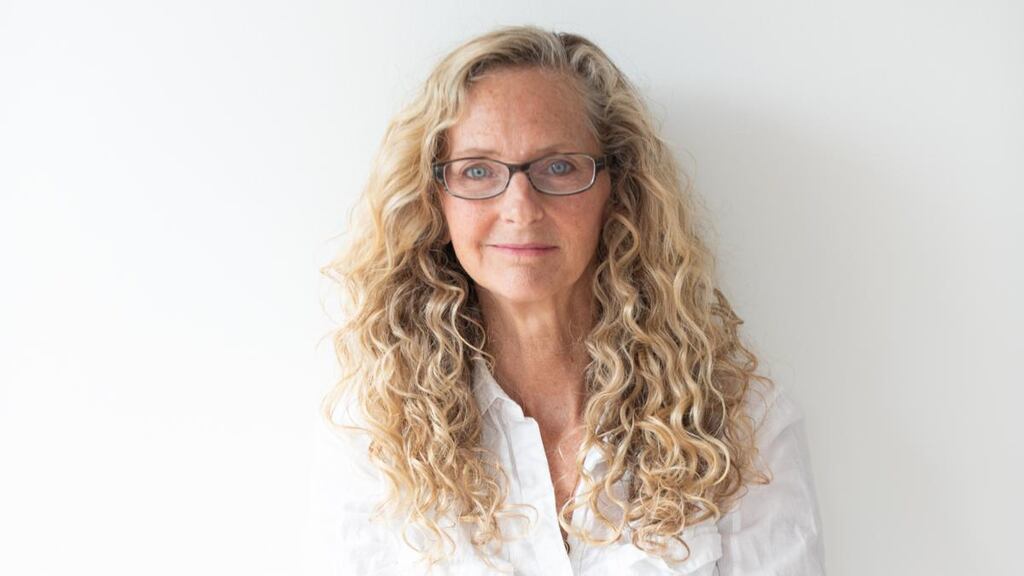 Motifs in Lily King’s fiction include infidelity, divorces, drunk or absentee parents, and the resilience of those who survive the turmoil