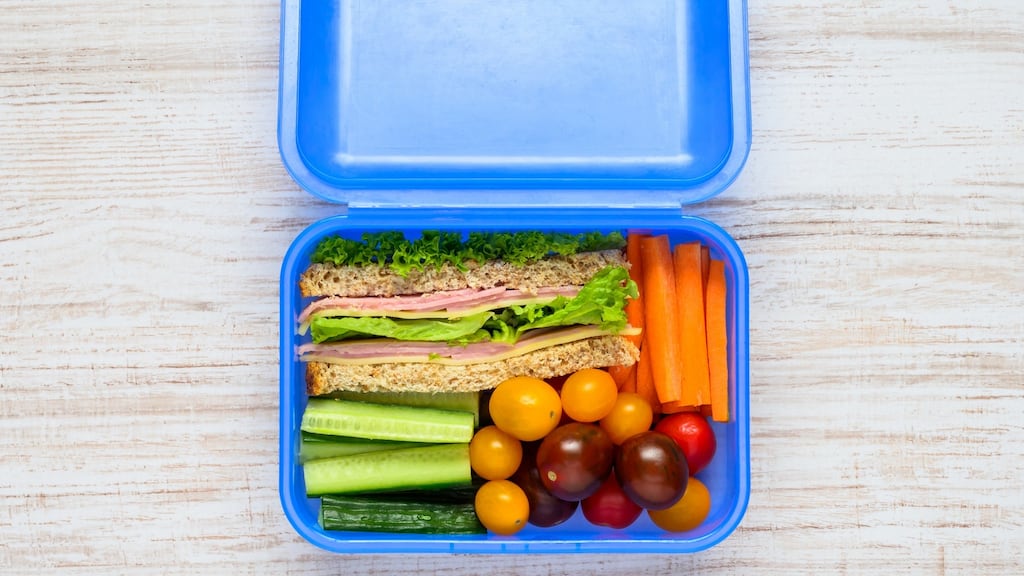 Healthy lunches don’t need individually plastic-wrapped fruit and veg.