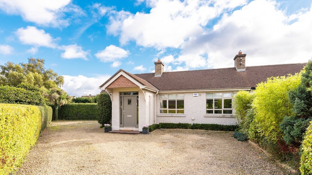2 Monaloe Crescent, Blackrock, Co Dublin