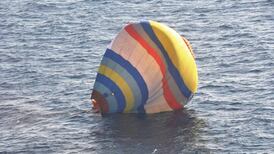Chinese balloonist lands near disputed Japanese islands