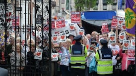 Simon Harris pledges to accelerate review of coronary services