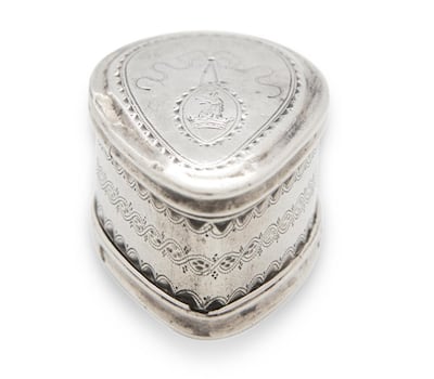 An oval nutmeg grater made in Dublin with an unrecorded mark believed to be that of Dorothy Mountjoy (Lot 56, €1,000-€2,000)