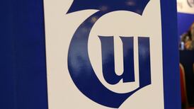 Teachers’ union for strike ballot over ‘discriminatory’ pay