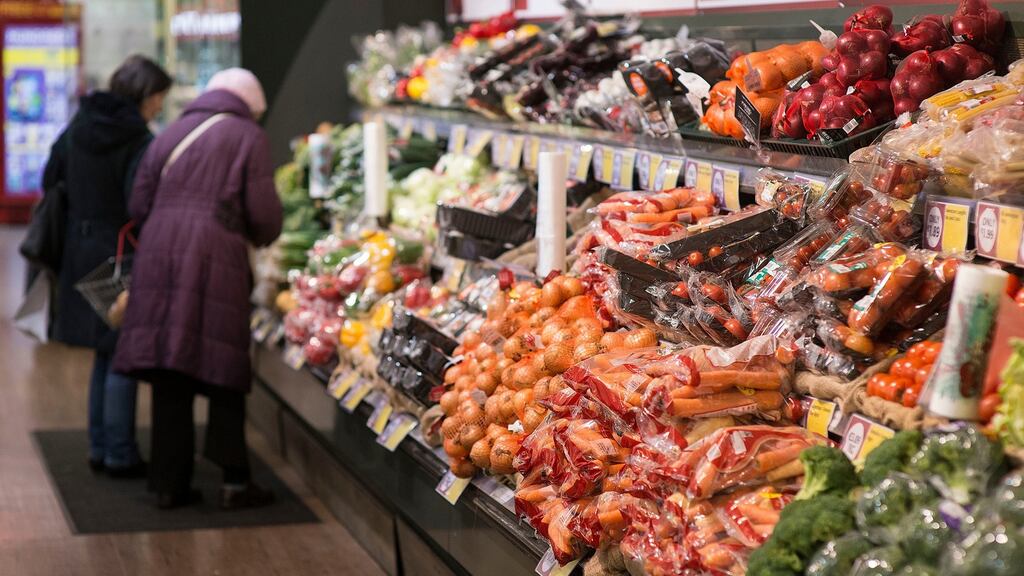 Under pressure: SuperValu, Dunnes and Tesco face stiff rivalry from Lidl and Aldi. Photograph: Dave Meehan