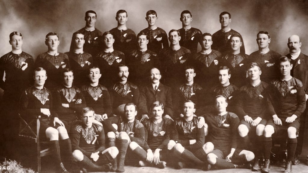 The New Zealand All Blacks, the first rugby team to undertake a tour outside of Australasia, who became known as ‘the originals’ when they toured Britain, France and the United States in 1905-06. Back row (left-right): Gillett, Casey, McGregor, McDonald, Roberts. Next row, standing: Harper, O’Sullivan, Seeling, Deans, Johnston, Nicholson, Corbett, Cunningham, Newton, Duncan (coach). Seated: Abbott, Wallace, Tyler, Gallagher (captain), Dixon (manager), Stead, Mackrell, Glasgow, Glenn. Seated on ground: Hunter, Mynott, Smith, Booth and Thomson. Photo: Popperfoto/Getty Images