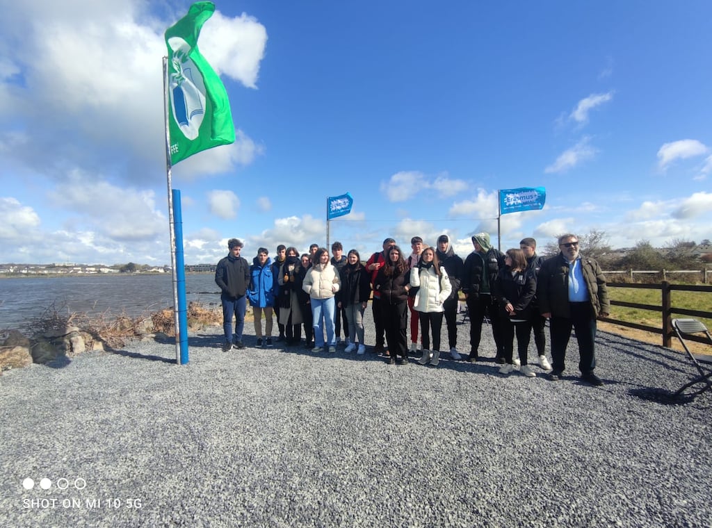 Galway Community College staff and students by the shore at Lough Atalia