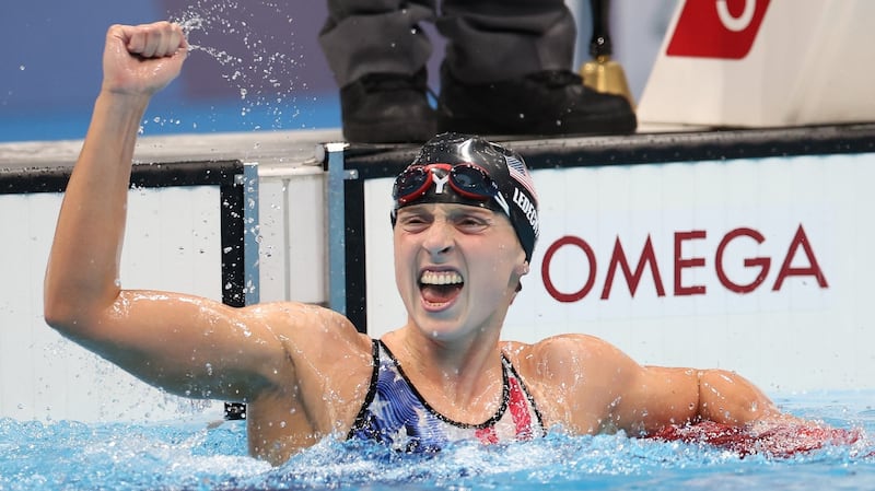 Katie Ledecky celebrates after winning the gold medal. Photo: Tom Pennington/Getty Images