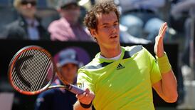 Andy Murray back to winning ways