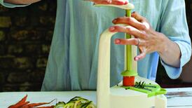 Red pepper and walnut (muhammara) noodles