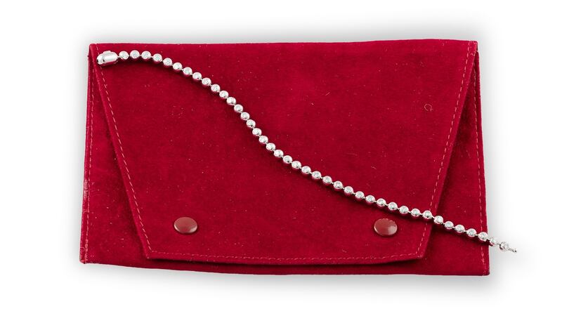 Cartier diamond bracelet €2,000 to €3,000