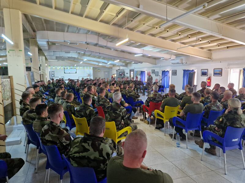 Major General Adrian Ó Murchú addresses members of the 68th Infantry Group at Camp Faouar at the Undof mission in Golan, Syria .