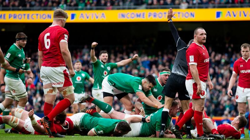 Ireland’s Tadhg Furlong scores a try. Photo: Tom Honan/The Irish Times.