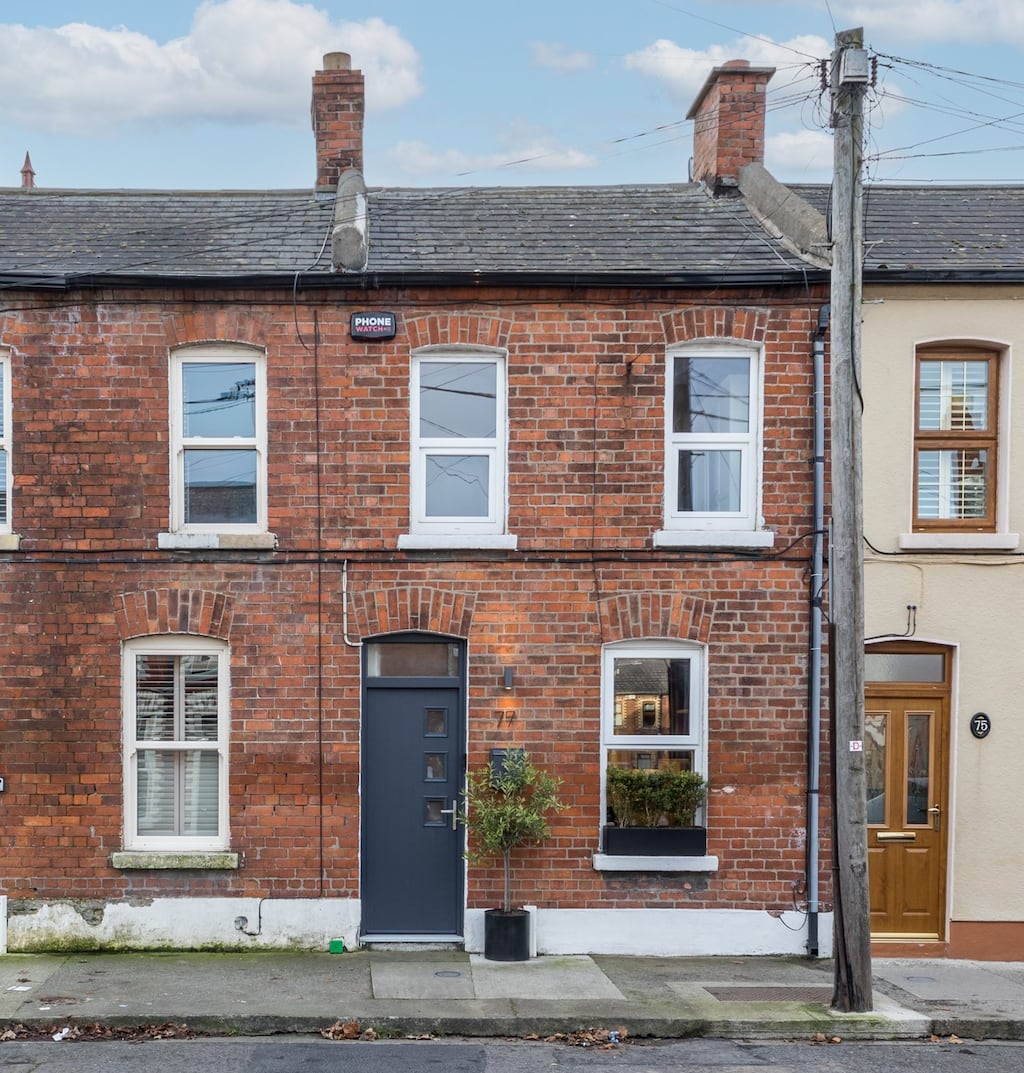 A 25-minute walk from Dublin city centre and a stone’s throw from a host of big employers, you could easily live car-free at number 77 Gordon Street.