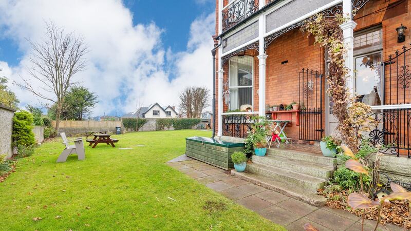 6 Lucerne Castle Ave Clontarf