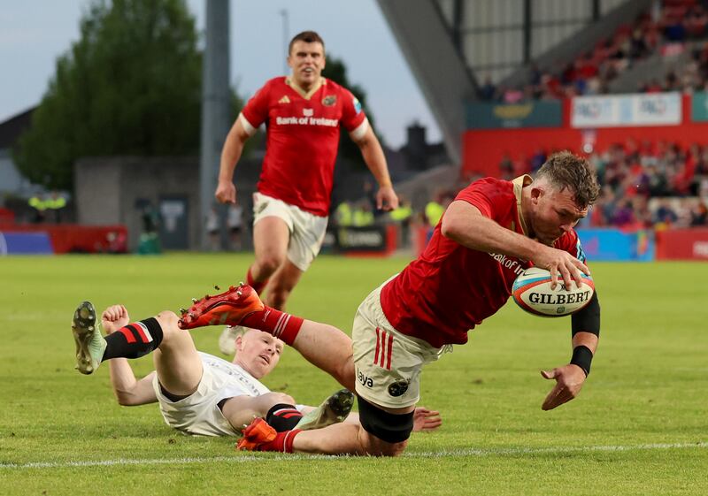 Munster’s Peter O’Mahony scores Munster’s si. Photograph: James Crombie/Inpho
