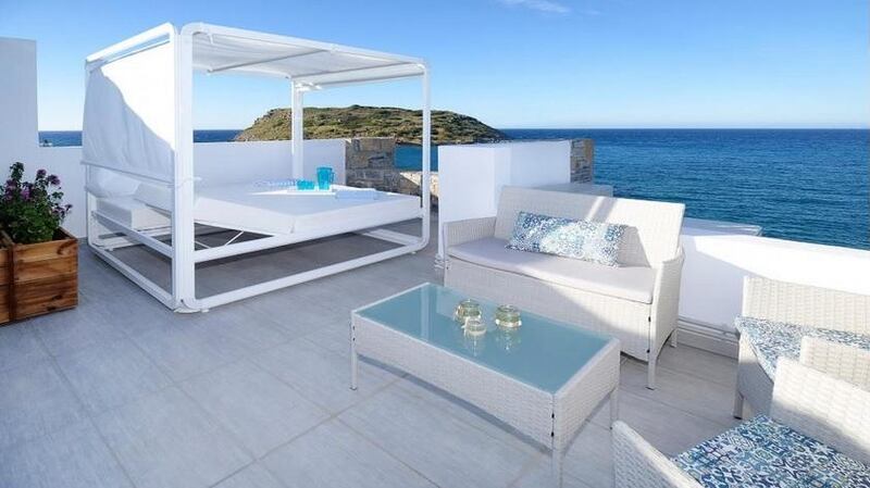 Villa with a Jacuzzi on the roof in Mochlos, Crete, Greece