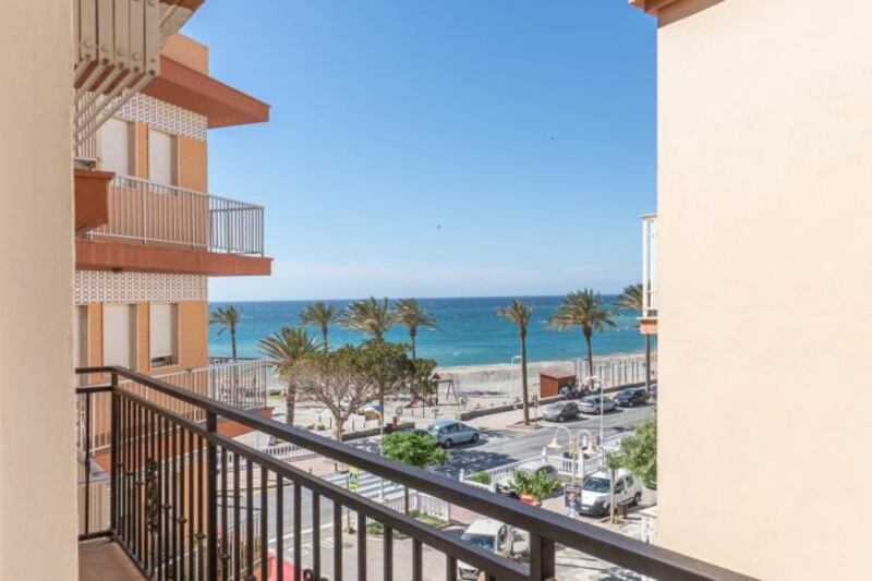 Two-bed apartment in Granada, Andalucia, for €87,000