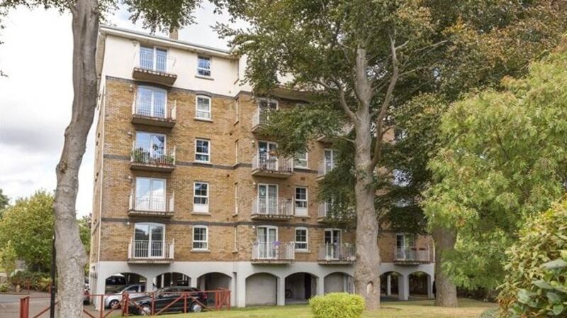 53 Shanagarry, Milltown, Dublin 6.