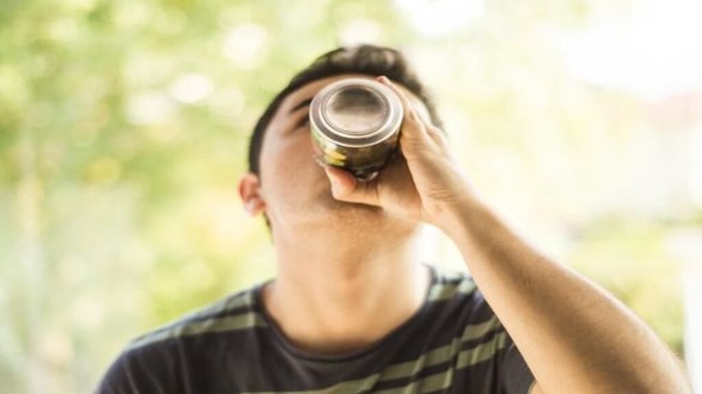 Thirteen Fine Gael, Fianna Fáil and Independent TDs have submitted amendments including removing a previously agreed amendment to require all alcohol products to display warnings linking alcohol to cancer, and similar warnings in pubs and restaurants.