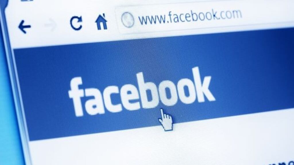 A seminar in Dublin heard overseas websites created Facebook pages to identify undecided Eighth voters
