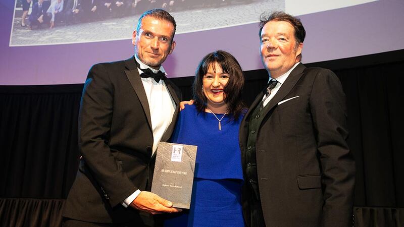 Professor Edel Conway, Awards Judge, presents the HR Supplier of the Year award to Jamie Harnett & Adie McGennis, Sigmar Recruitment.