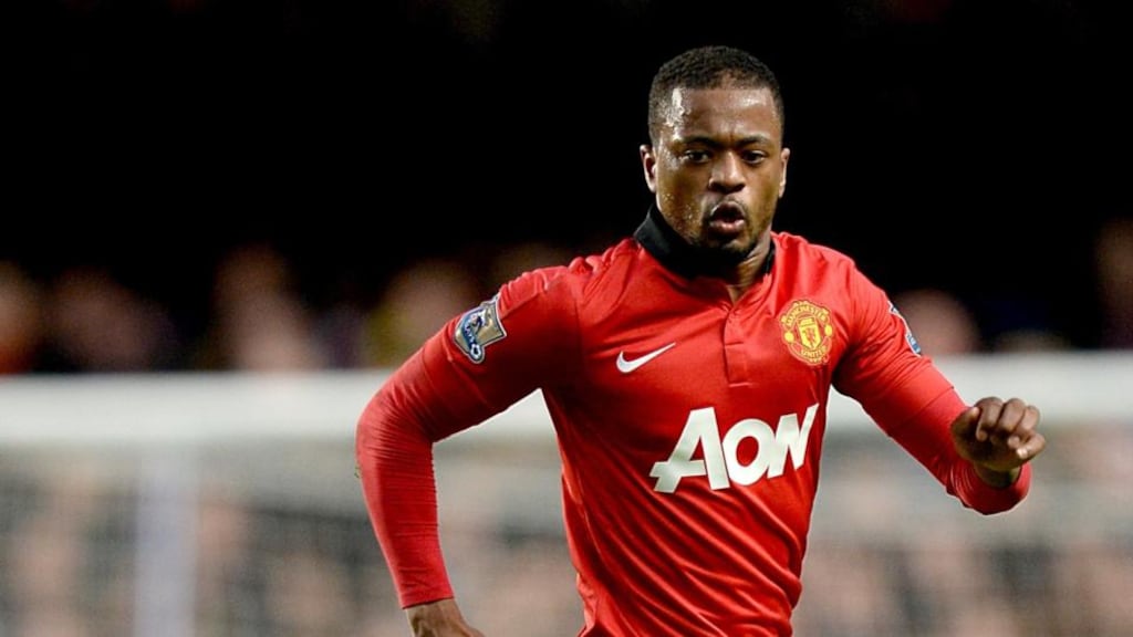 Patrice Evra has completed his move to Juventus from Manchester United.