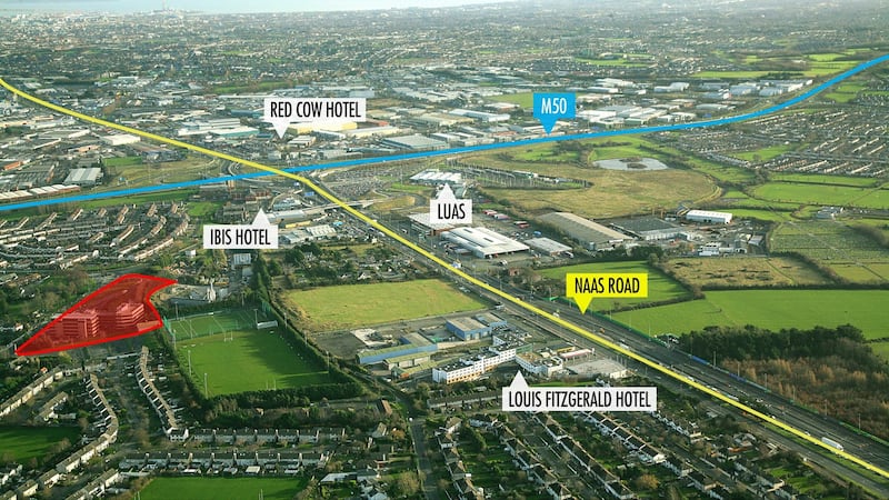 Dolcain House is eight kilometres from Dublin city centre, with easy access to the N7, the M50 and a Luas line