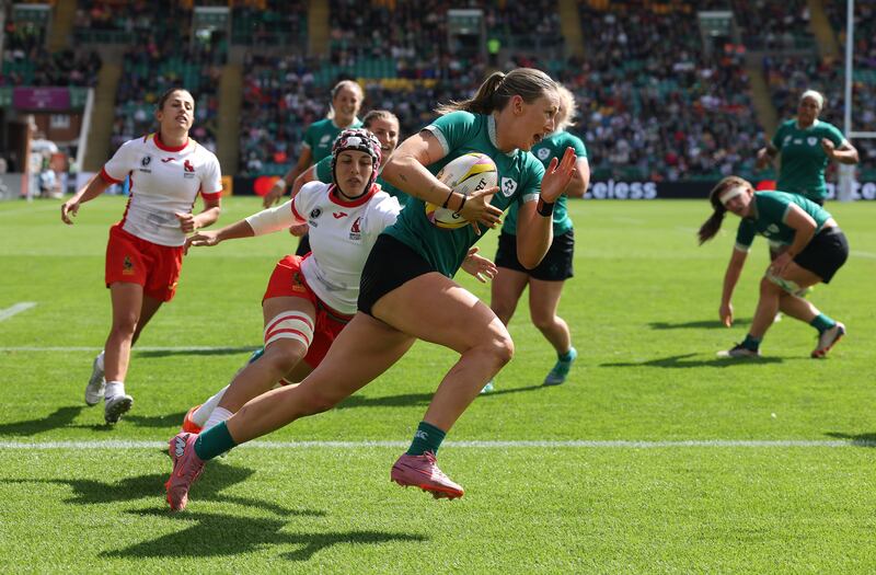 Anna McGann breaks clear to score Ireland's seventh try against Spain on Sunday. Photograph: David Rogers/Getty