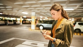 Can the management company for our development enforce mandatory use of parking app?