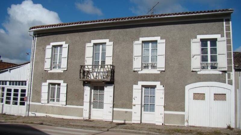 Stone house in the Dordogne
