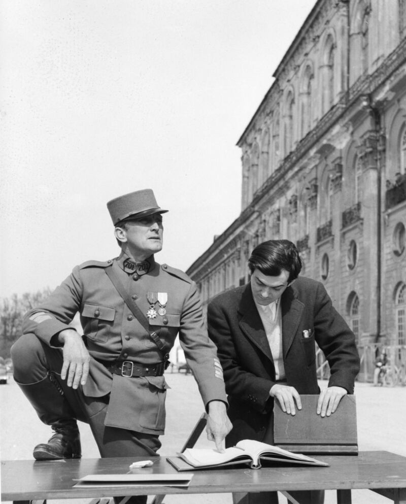 Kirk Douglas and Stanley Kubrick on the set of Paths of Glory (1957)