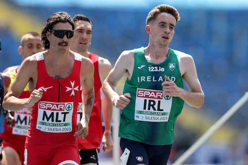 Fearghal Curtin smashes Irish marathon record with win in South Korea