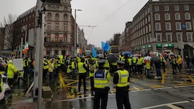 Dozens gather in Dublin for ‘yellow vests’ protest