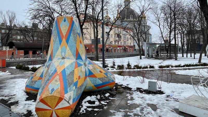 A decorated ‘tetrapod’ in Mariupol, southeast Ukraine. These concrete structures were used to block roads and hamper armoured vehicles during fighting for the city in 2014 between pro-Ukraine and pro-Russia groups. Photograph: Daniel McLaughlin