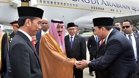 No sign of austerity as Saudi king travels with 1,500 in tow