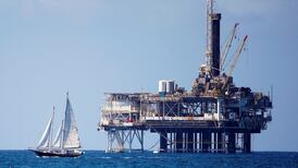 Oil on course for worst week in year