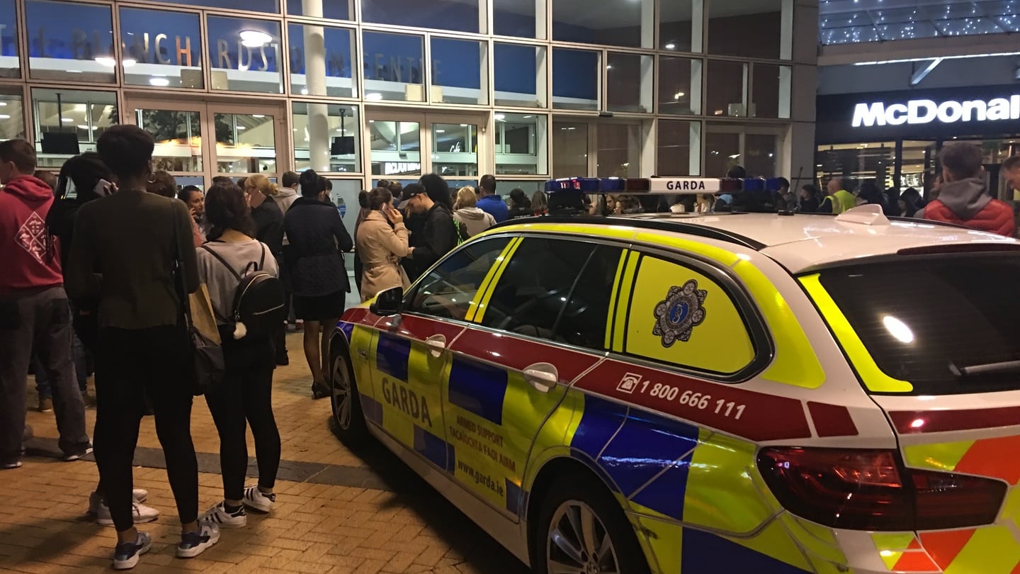 Scene at Blanchardstown shopping centre this evening where the Garda evacuated the centre during an ongoing incident. Photograph: Alan Betson/The Irish Times