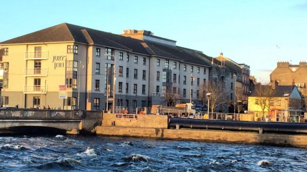 The new dam runs from the Spanish Arch to the Wolfe Tone bridge, pictured here. Photograph: Keelan Goonan/Twitter.
