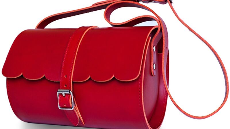 Scallop leather barrell bag by Lovern Leather. €345