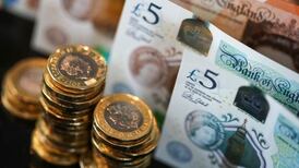 Sterling sinks to 3-week low on economy, Tory conference