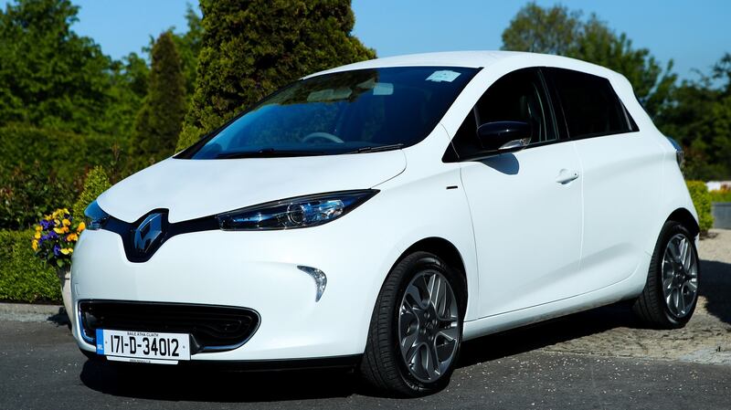 Renault Zoe 4.0: No, it’s not the fourth iteration of the Zoe (it’s the second, if you’re keeping score). The 4.0 is a geeky, computer-style way of indicating that this is the Zoe with a bigger battery which can offiically go for 400km on a single charge.
