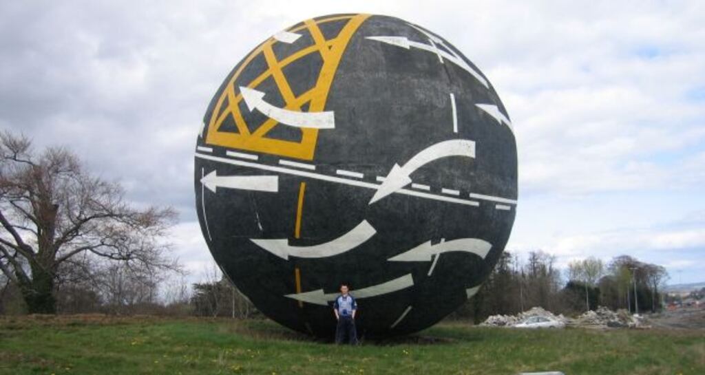 Work will be undertaken to facilitate the ongoing construction of the new Osberstown Interchange between junctions nine (Naas north) – site of the Perpetual Motion Ball – and Junction 10.