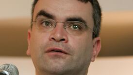 Fianna Fáil opposes Varadkar’s public sector strike  ban