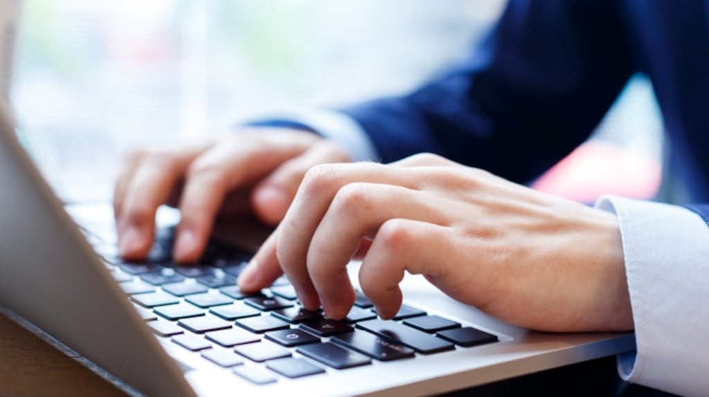 The majority of HR leaders surveyed by PwC said they intended to amend their reward system over the next 12 months to take account of a changing labour market with 43 per cent set to make changes to annual bonus plans.