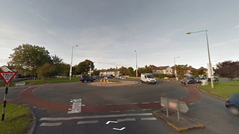 Woman cyclist in 30s killed when hit by lorry in south Dublin