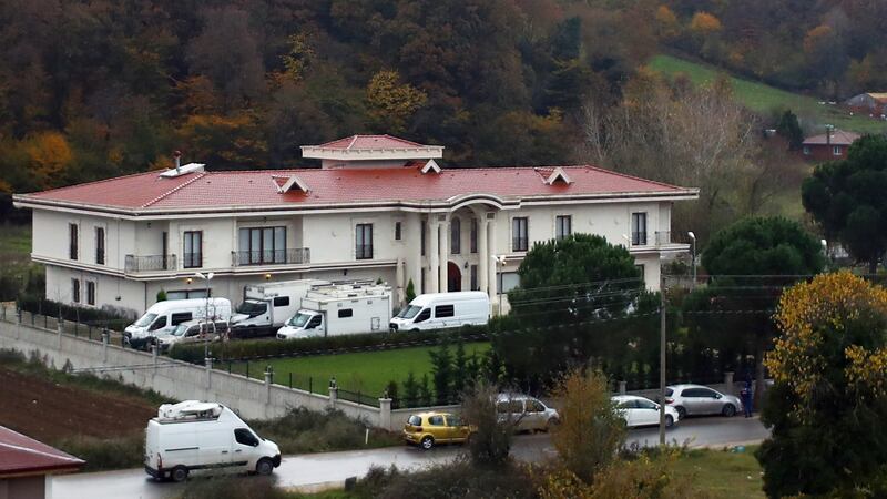 Turkish police search a villa in the northwestern province of Yalova for the remains of murdered Saudi journalist Jamal Khashoggi. Photograph: Erdem Sahin/EPA
