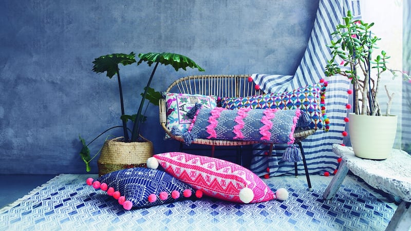 Tea towels from Charvet, a summer sofa and fake flowers to fall for